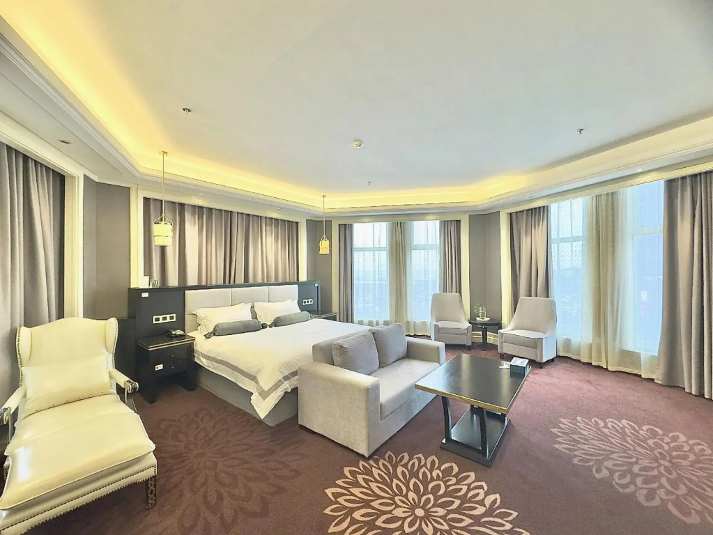 Hangzhou Fuyang Blue Diamond International Castle Hotel