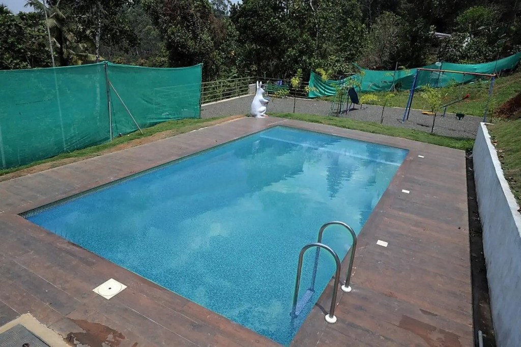Hill Partridge Resort