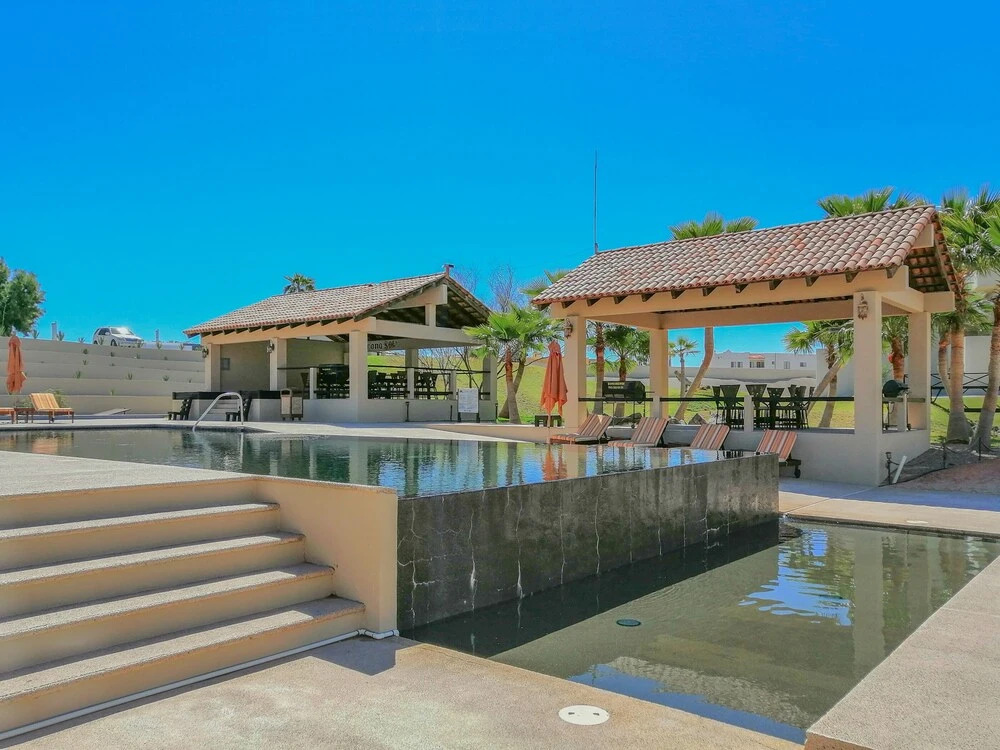 Amazing Luxury Ocean View Condo
