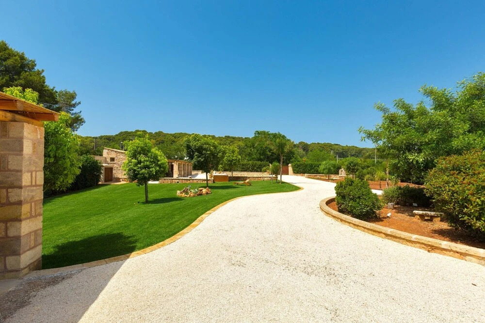 2474 Villa Vanda