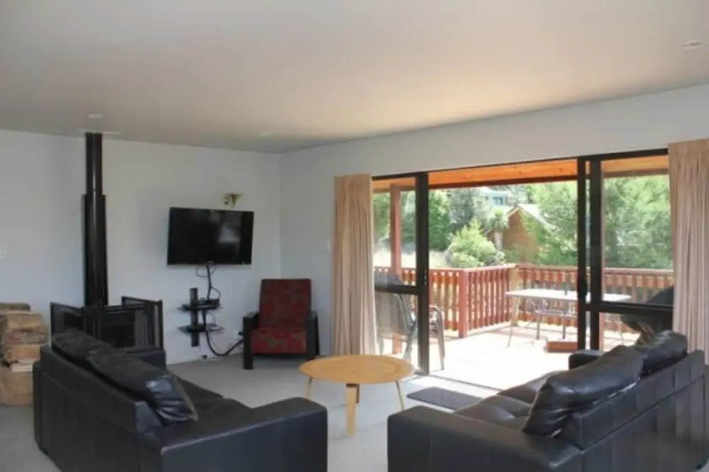 18 Acheron Heights