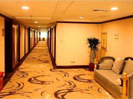 Huanghe Grand Hotel
