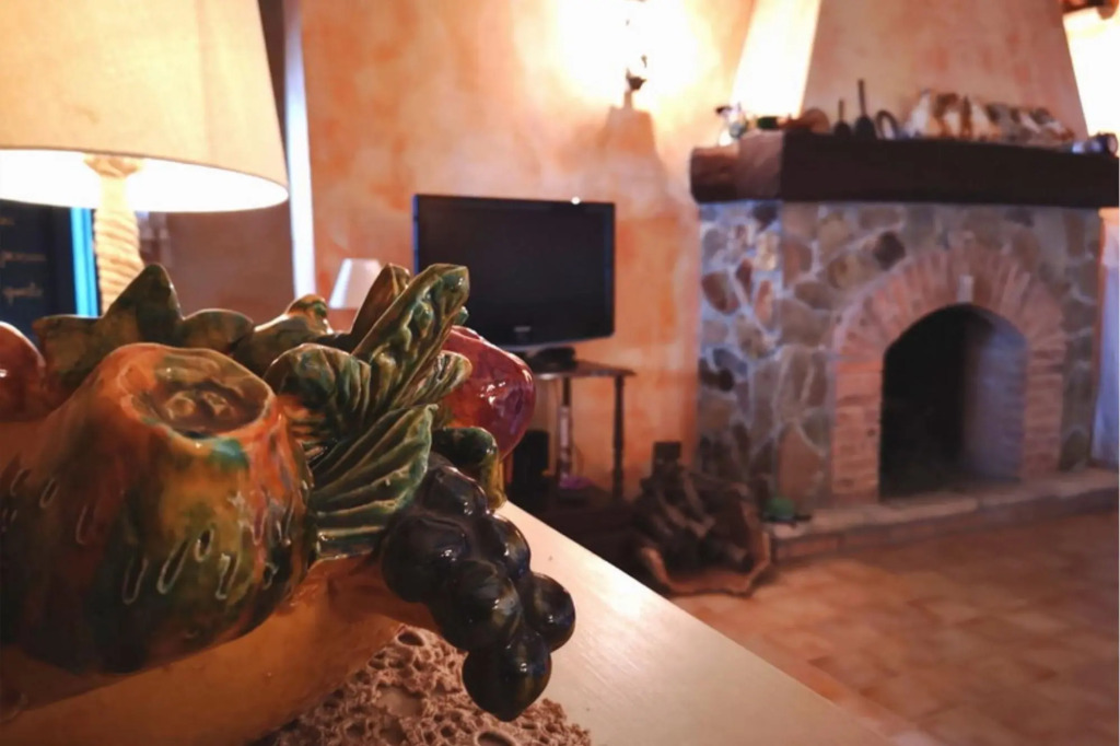 Villa with private pool beside the beaches of Tyrrhenian sea-Villa dei Feaci