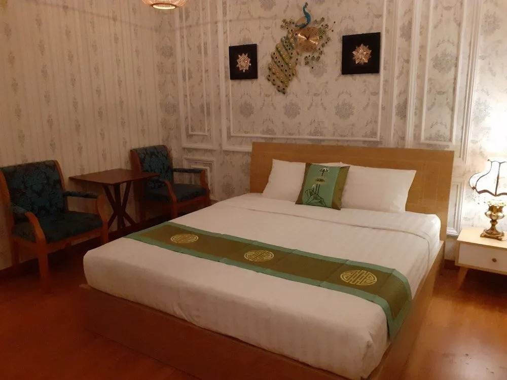 Cat Khanh Hotel