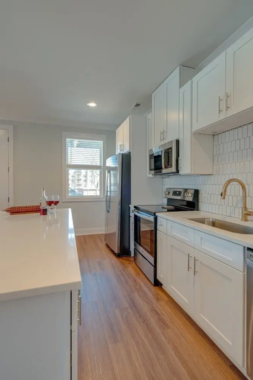 Modern Melrose-sleeps 8- Mins to Downtown Broadway