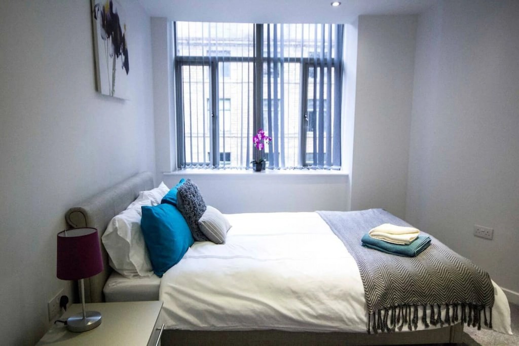 Stayzo - Executive City Centre Apartment 2