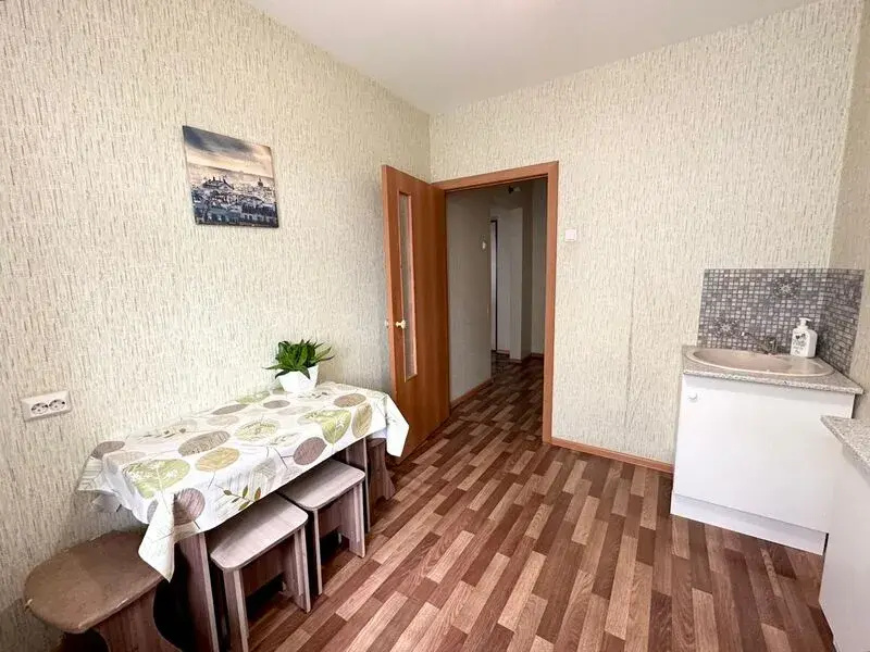 Левый Берег на ул. Академика Киренского, д. 35