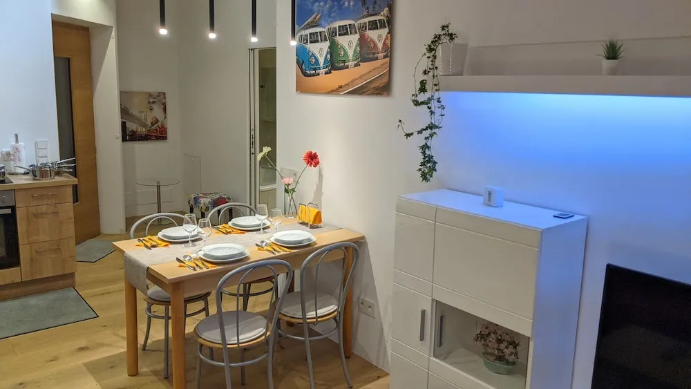 Vidora Apartments