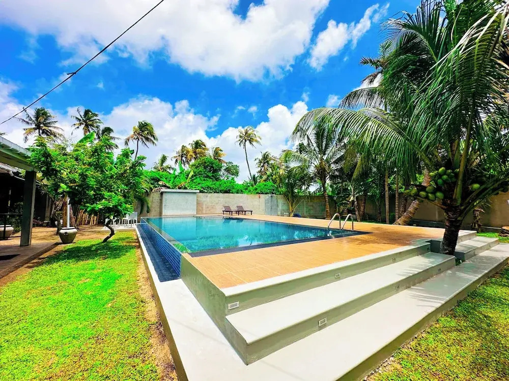 The White House Villa