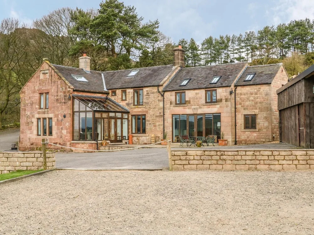 Far House