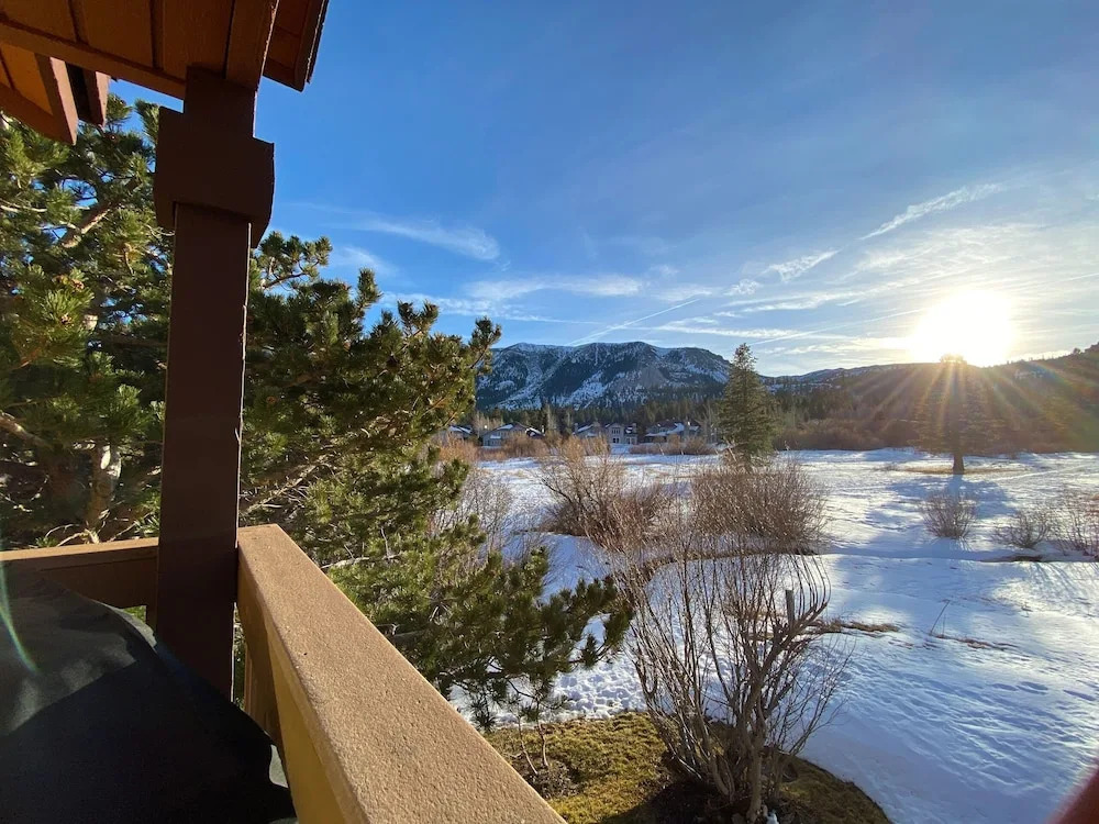 Snowcreek III 448 Pet-Friendly, Spacious and Bright, Gorgeous Meadow Views by RedAwning