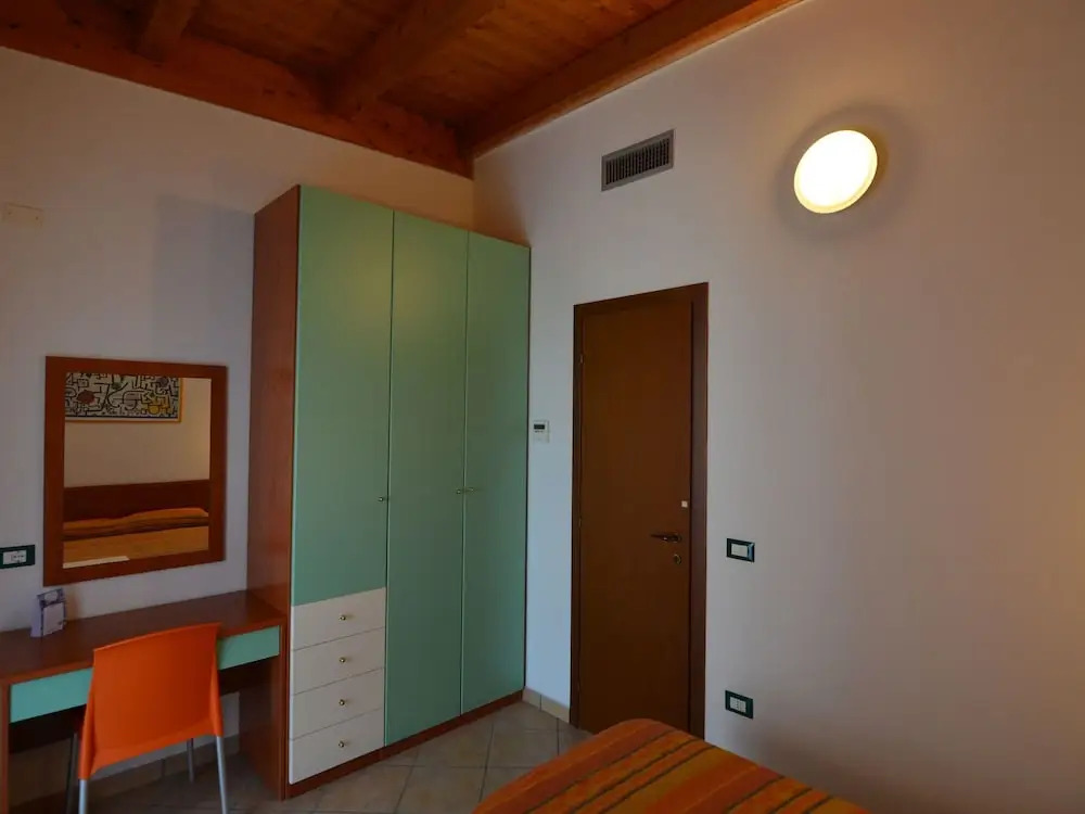 Apartment Suitable for Families in a Cozy Seaside Resort