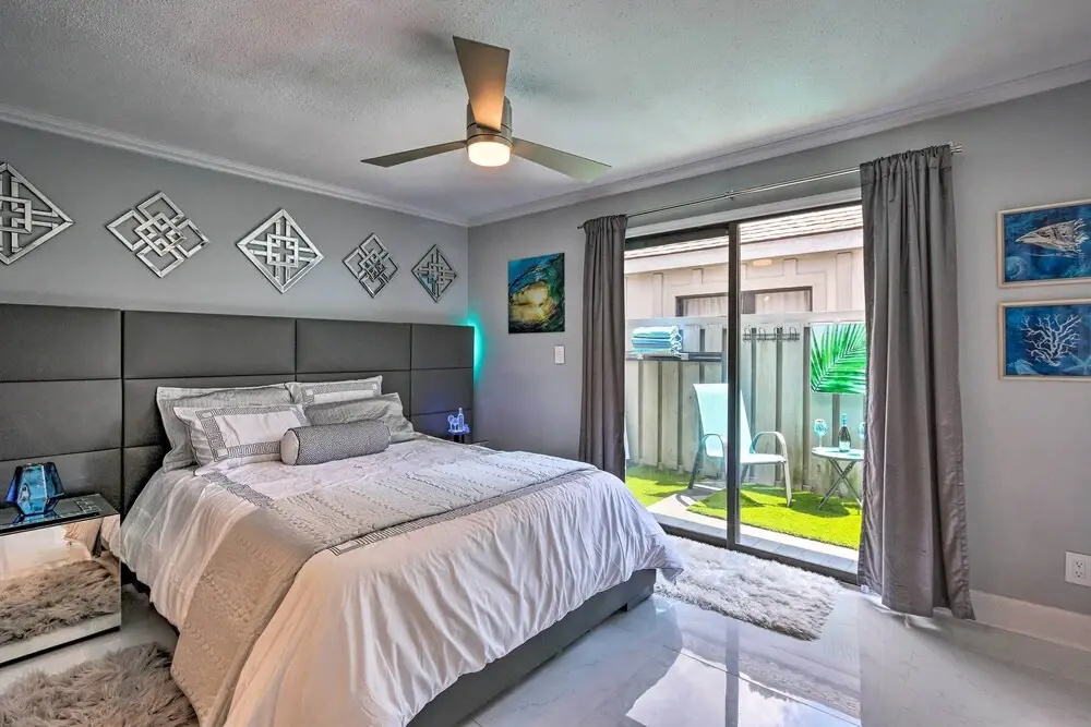 Coastal Resort Beach Villa u003c 1 Mi to Shore