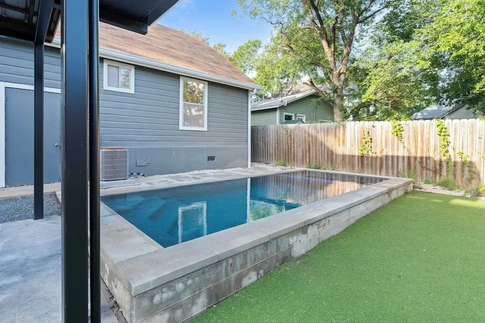 Casa Que Canta by Avantstay Private Pool, Firepit & Walkable East Austin Gem