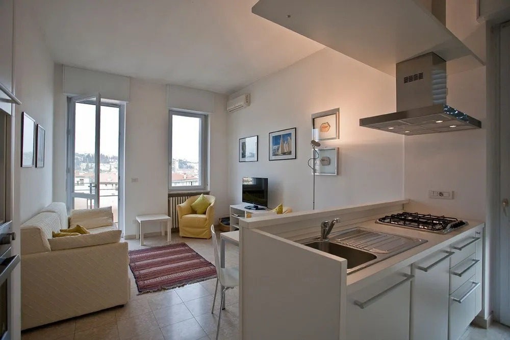Verona For Rent Selene