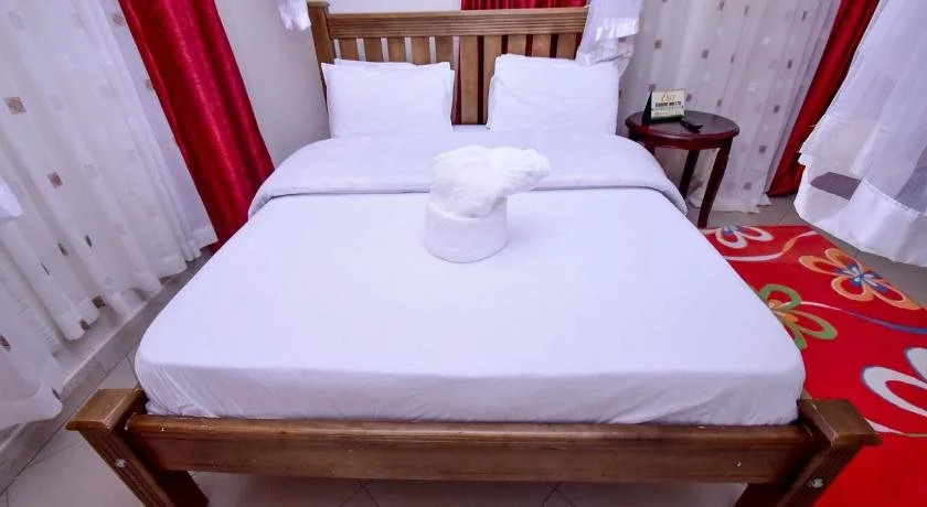 ESquire Inn Entebbe
