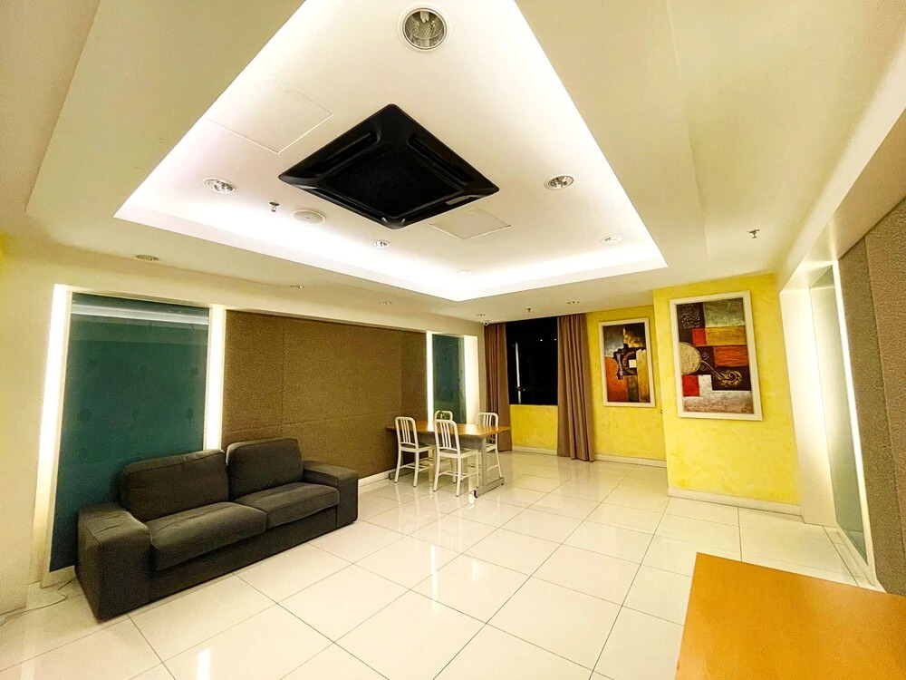 ESQ Shamelin Hotel