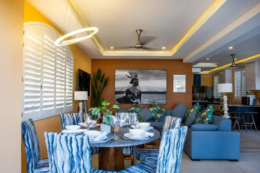 Beachfront Luxury - 2 Chaka's Place