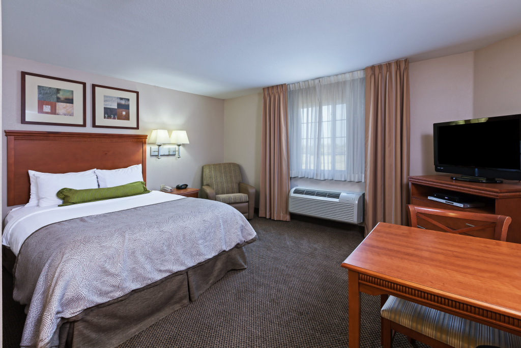 Candlewood Suites Owasso by IHG