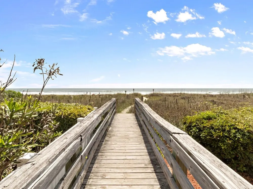 Palmetto Dunes #302 3 Bedroom Condo by Redawning, North Myrtle Beach