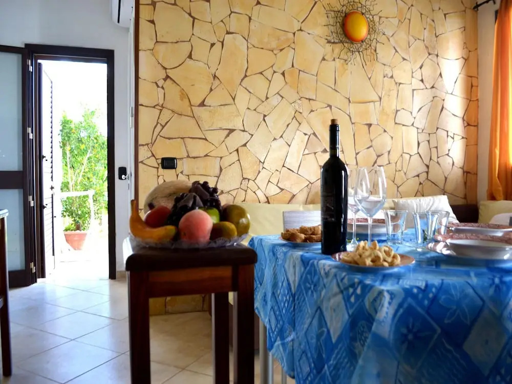 Hikari Villa With Equipped Garden and Parking Space in the San Foca Area