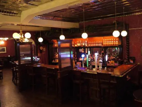 Hearns Hotel
