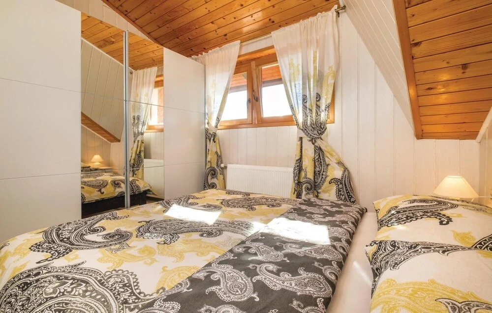 Awesome Apartment in Velika Gorica With 2 Bedrooms and Wifi