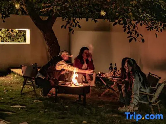 Xiaoyin·Zangxi Homestay