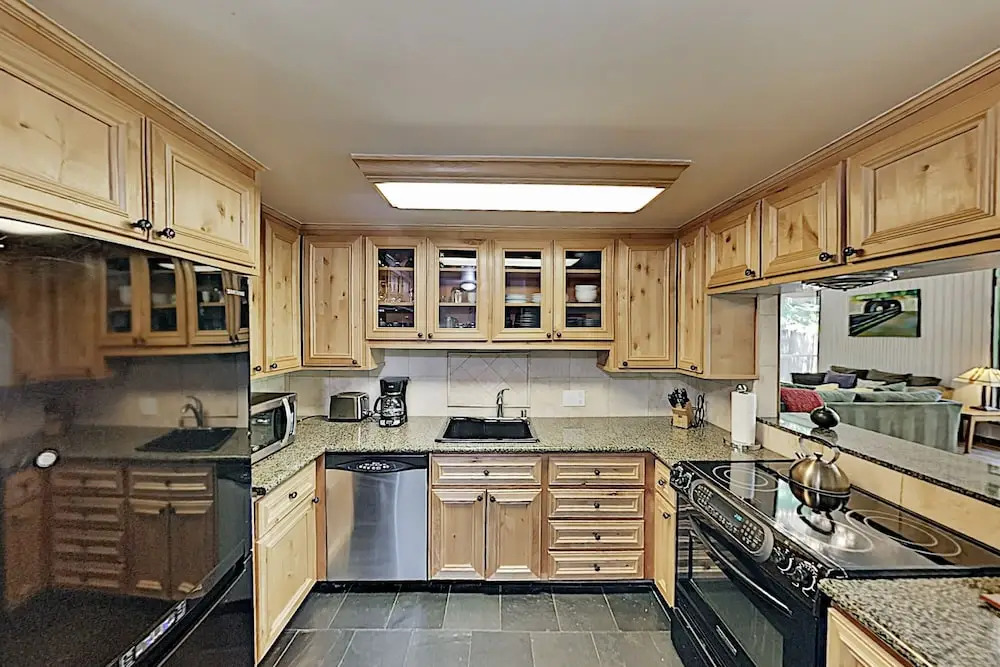 930 Tahoe City - 3 Br Home