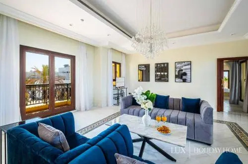 LUX - The Dubai Paradise Palace