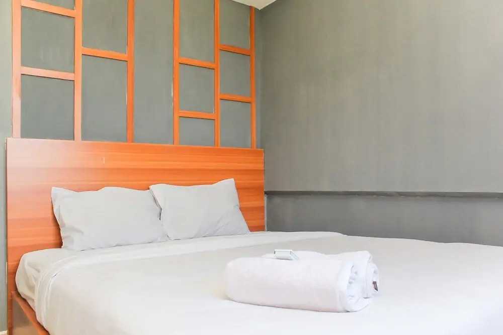 Comfortable and High Floor 2Br at Meikarta Apartment