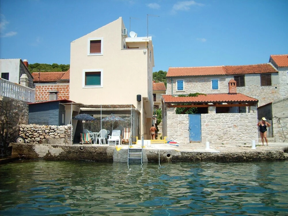 Apartment Ulica Ix