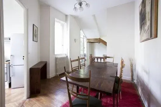 Guibert Halldis Apartment