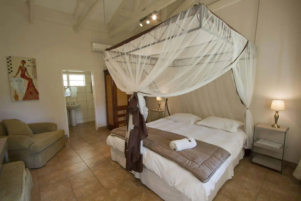 Fawlty Towers Accommodation & Activities