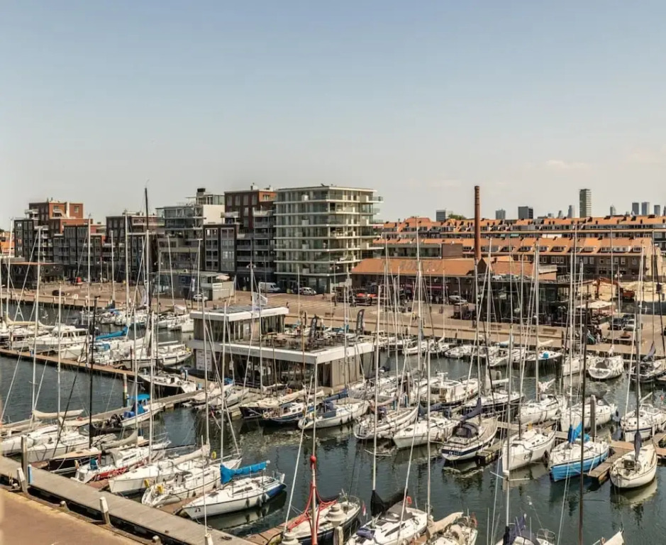 View Escape, Scheveningen