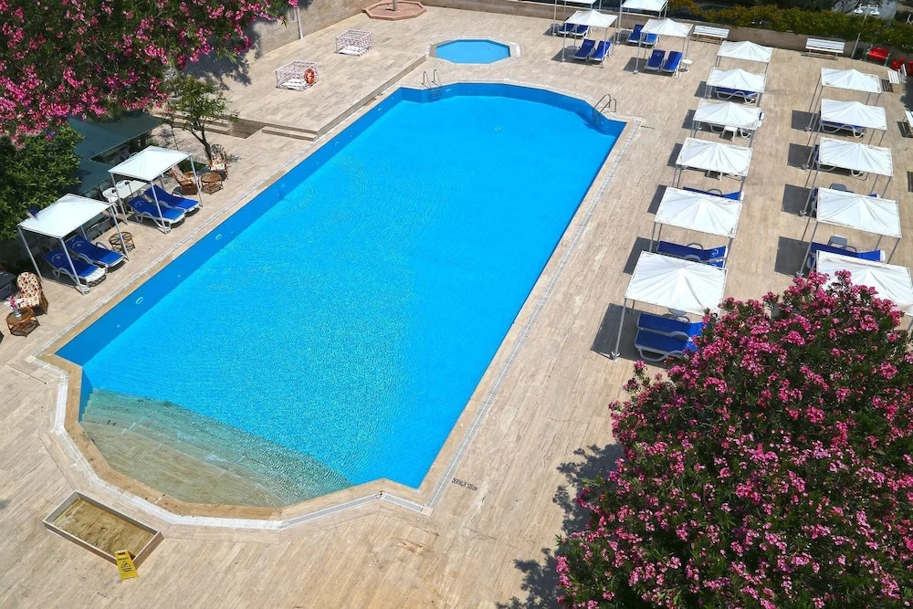 Alevok Hotel