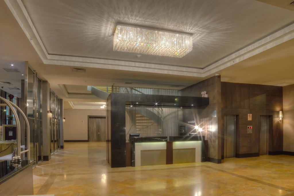 Sol de Oro Hotel & Suites