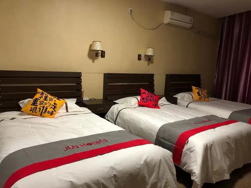 Jun Hotel Shandong Qingdao Mocheng Road Bus Terminal