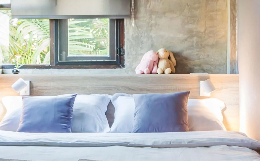 To Bed Poshtel