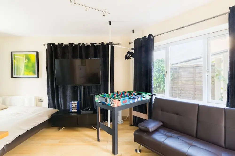 Umbrella Properties Apartment Birmingham