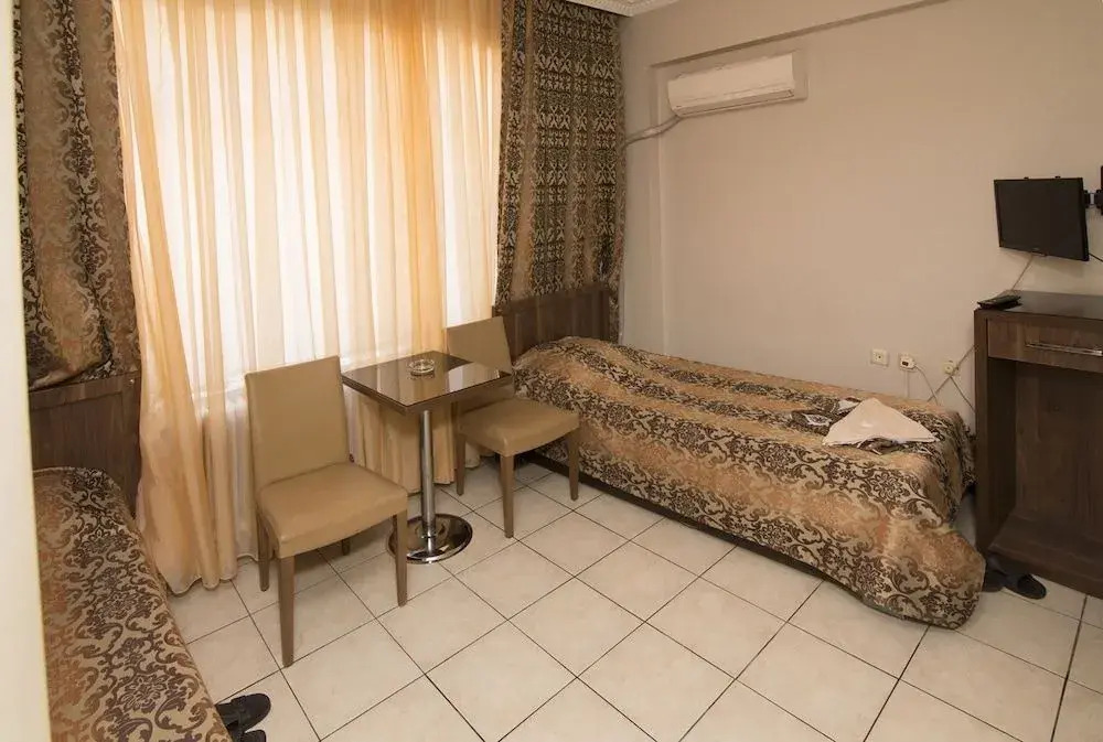 Ferah Hotel