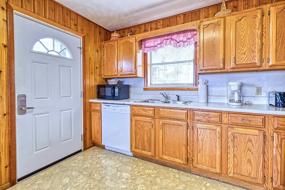 Leconte View 2 by Jackson Mountain Rentals