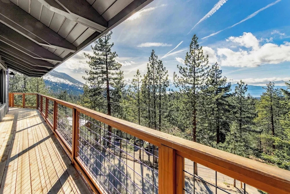 Tahoe Nirvana Mountain Views