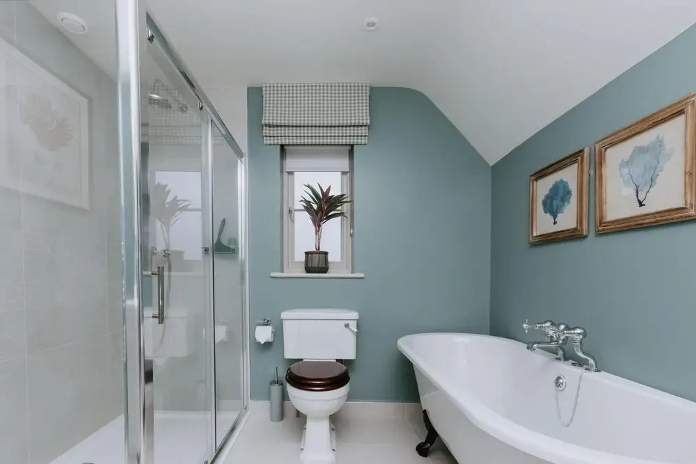 The Dragonfly - Central 2 Bedroom House