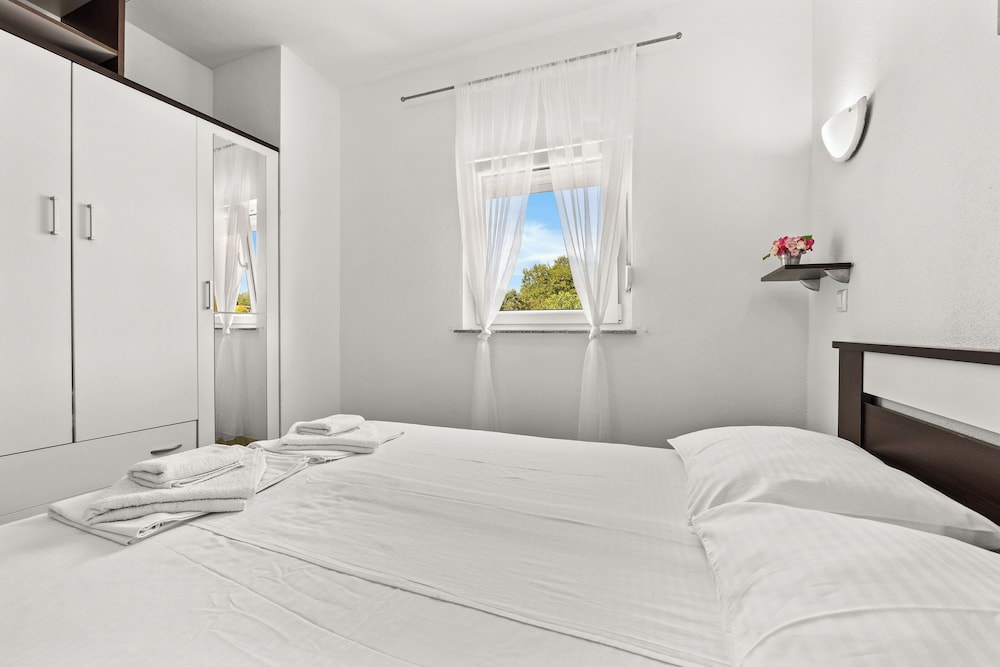 Apartments Rondine