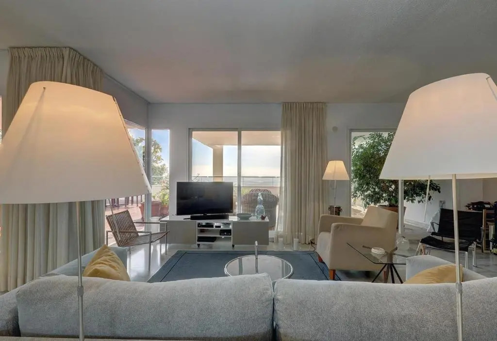 Apartment Boulevard 304