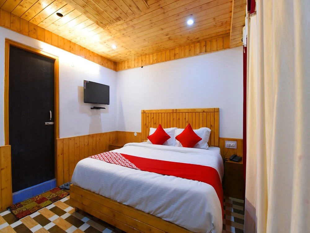 Rajinder Regency By OYO Rooms