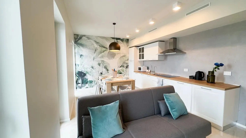 Fairmont Seafront Acquamarine Suite by Ca-sa Check