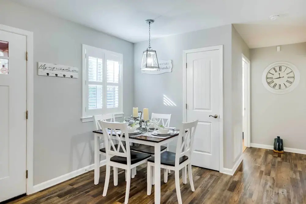 Step-free Home w/ Fire Pit - 3 Miles to Usc!