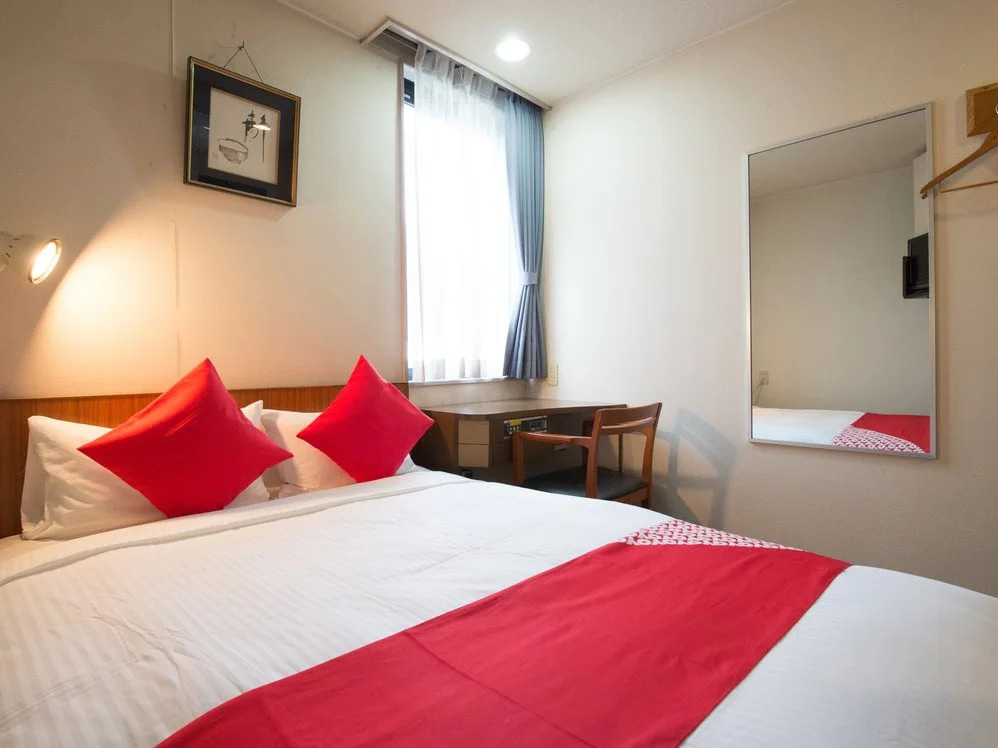 Station Business Hotel Tenshukaku